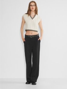 Aritzia Sunday Best Winston Sweater Vest (Cropped)
